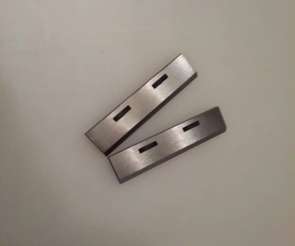 2x Hobelmesser – passend für AEG – 76 × 20 × 3mm Typ HTH75